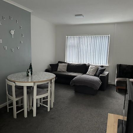Apartamento Noormak Nights Birmingam Exterior foto